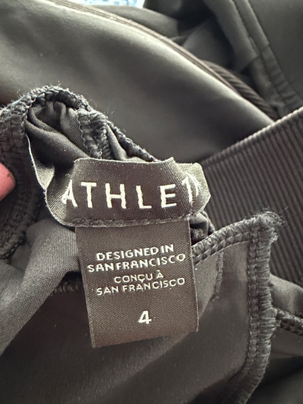 Athleta Black Straight-Leg Performance Joggers sz 4 - Picture 6 of 6